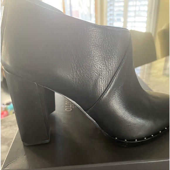 Vince Camuto VC-LORANDA bootie🖤🛍️🖤🛍️🖤🛍️ - Picture 11 of 14